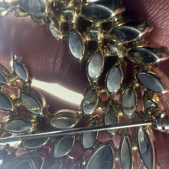 Sherman AB Rhinestone ‘prawn’ Brooch - Picture 7 of 10